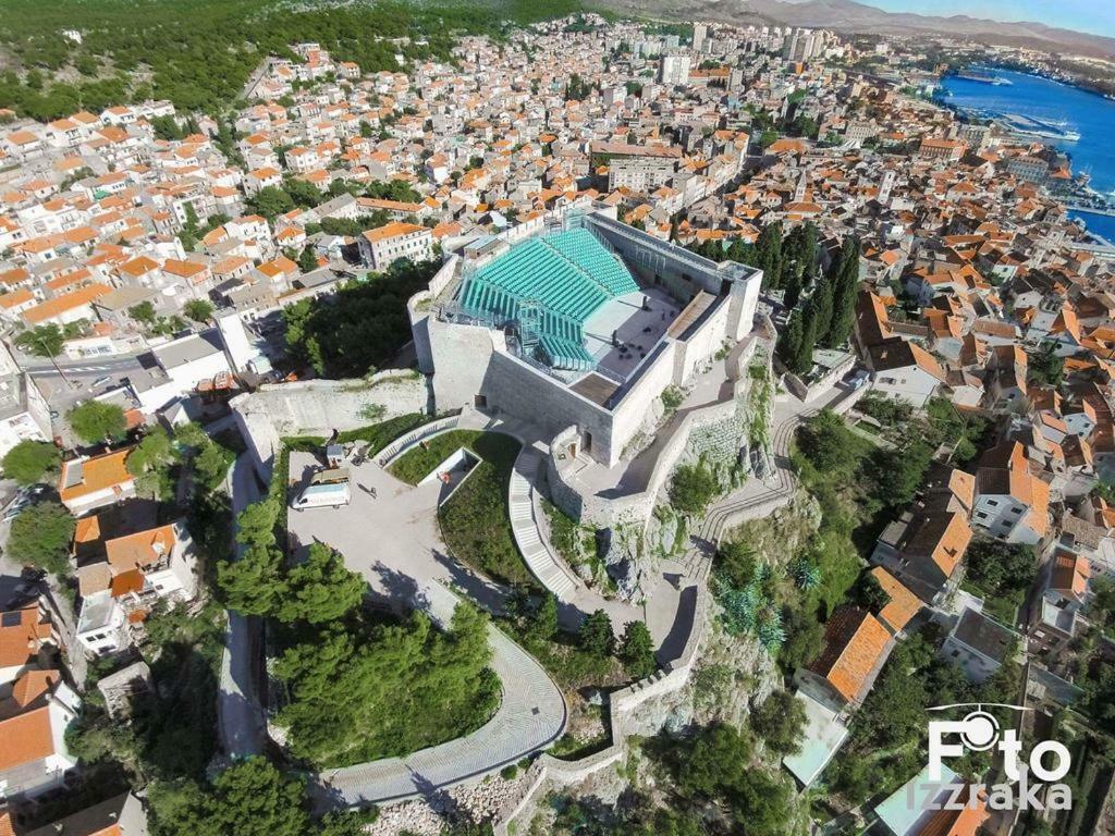 Apartment Bruno Šibenik Exterior foto